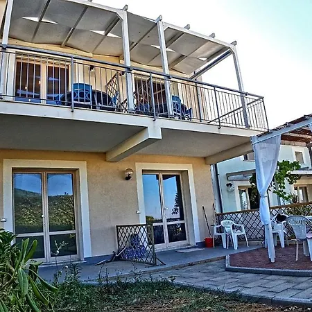 Asinaro - Fronte Mare 4*